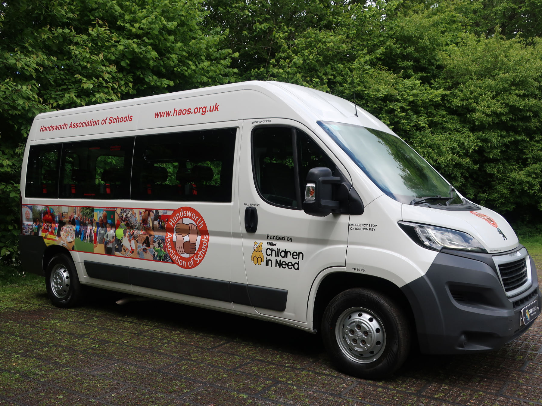 mini van hire